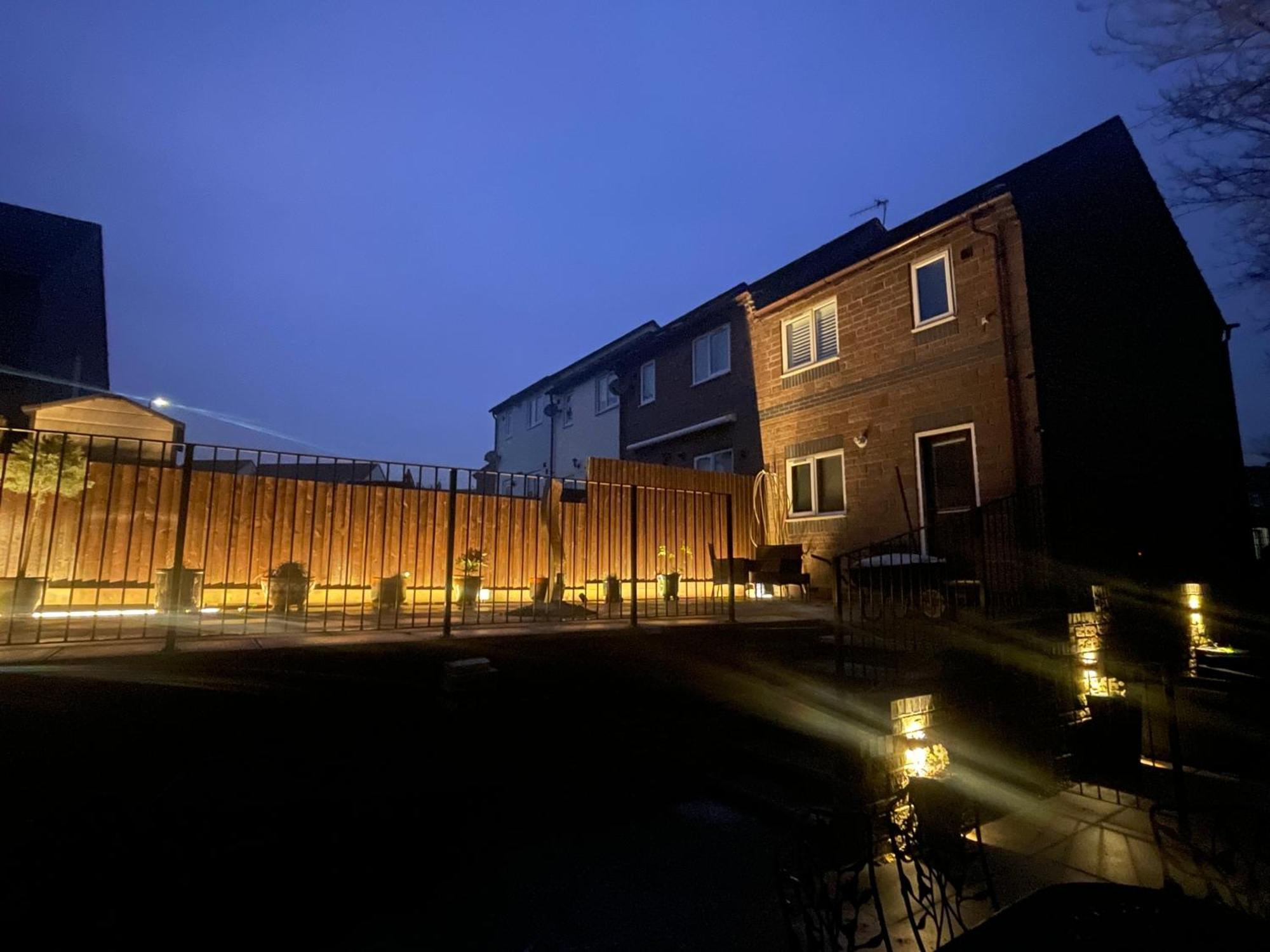 Riverside 2 Bedroom Townhouse With Car Charger Abergavenny Ngoại thất bức ảnh